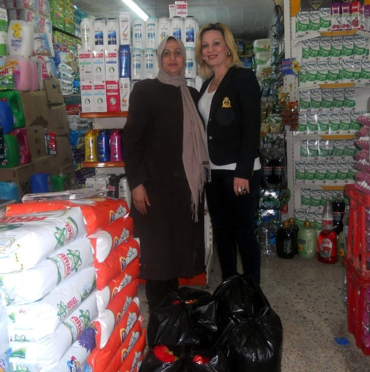 İş Kadını Aysel Uçardan Sel Mağduru Ailelere Destek