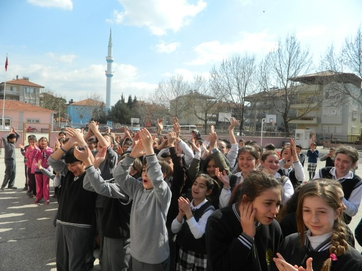 Kula\'da "Fen Star" Adlı Yarışmasına Büyük İlgi