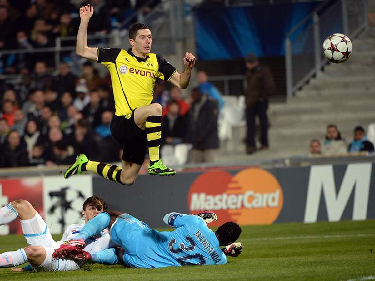 Lewandowski\'den Dortmund\'a Kötü Haber