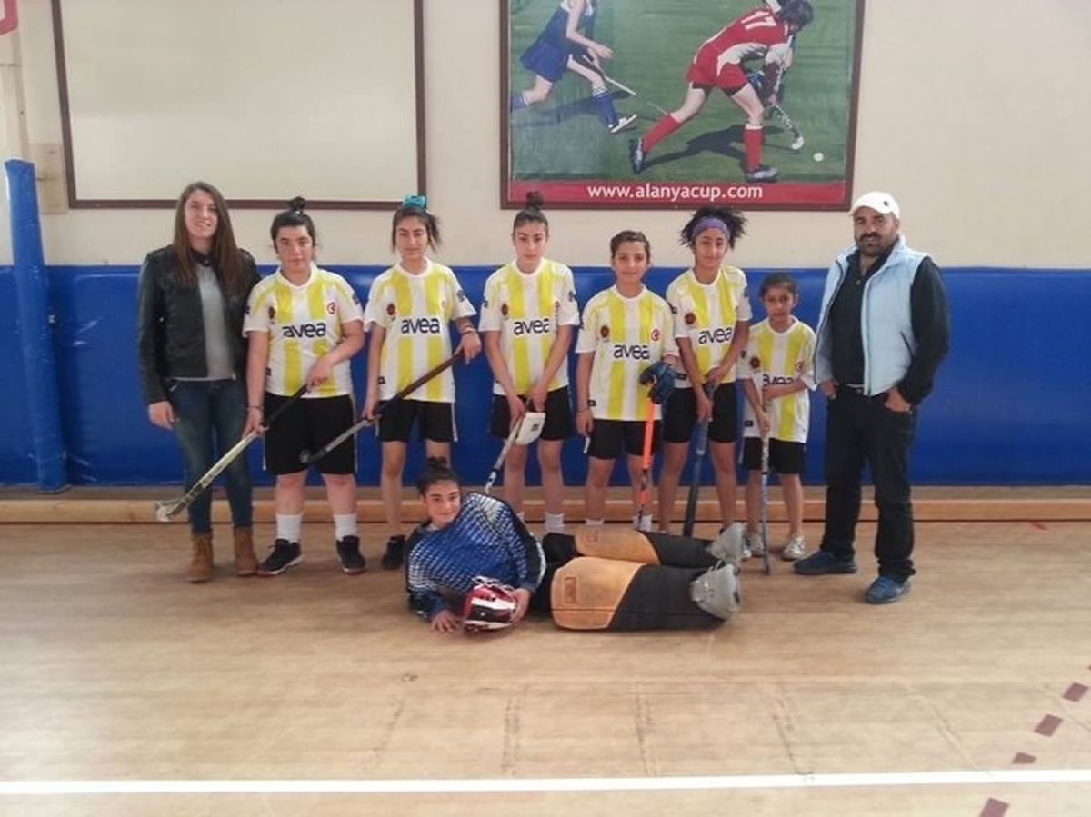 Malatyalı Hokeyciler Çeyrek Finalede