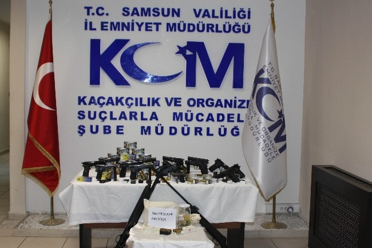 Samsun\'da Silah Operasyonu: 14 Gözaltı