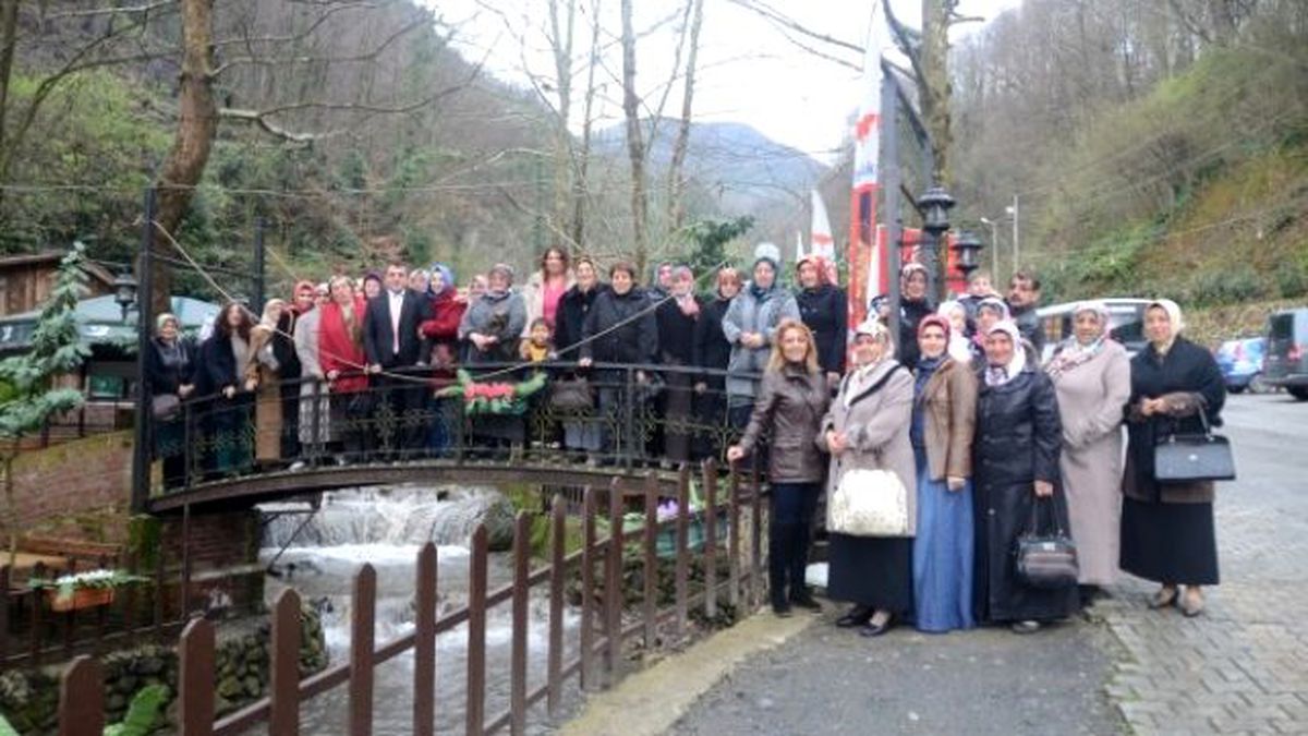 Tarakçı Mahalleli Bayanlarla Buluştu