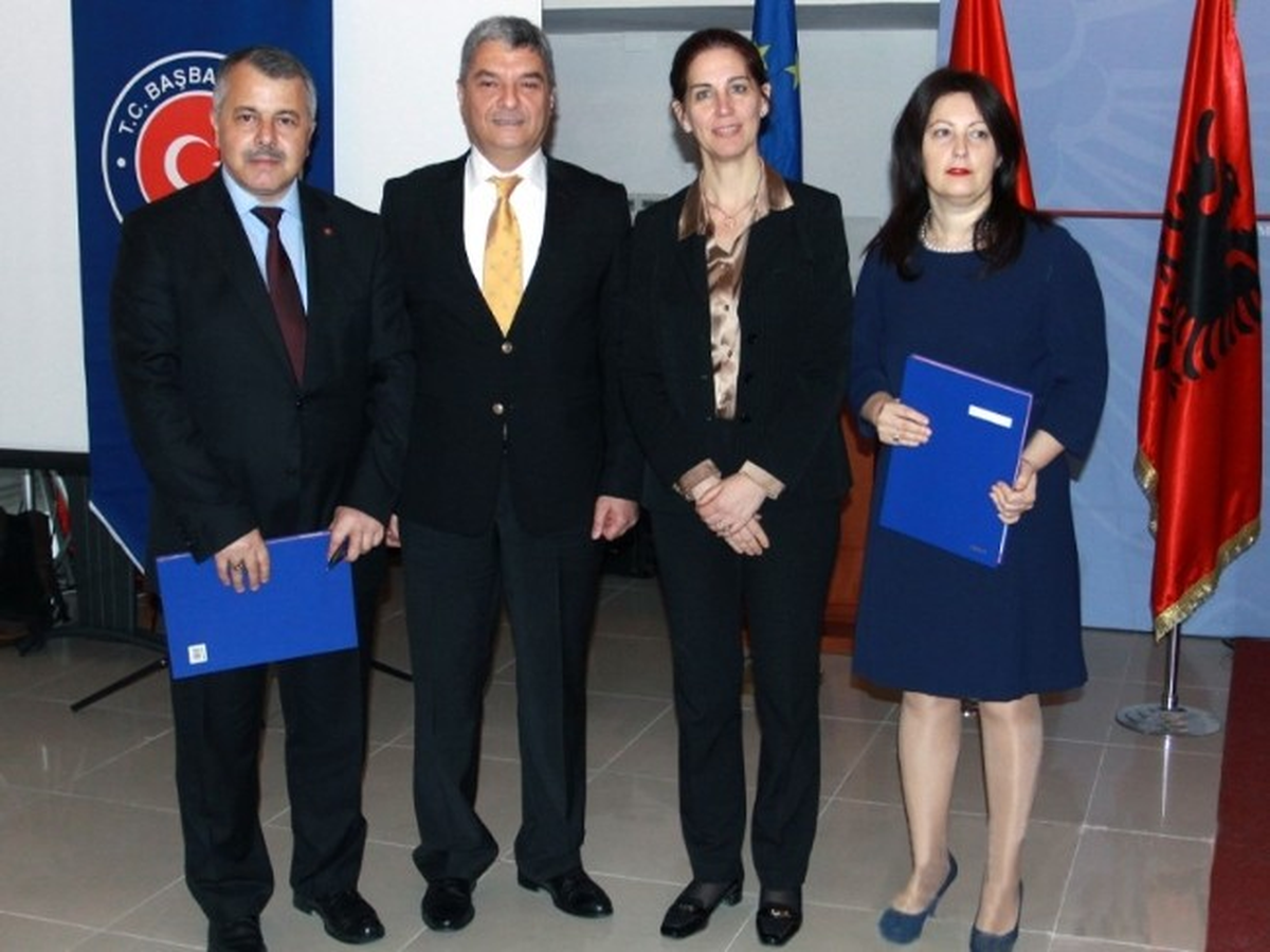 Tarihi Kent Gjirokastra\'nın Restorasyonu İçin İşbirliği Prensip Anlaşması İmzalandı