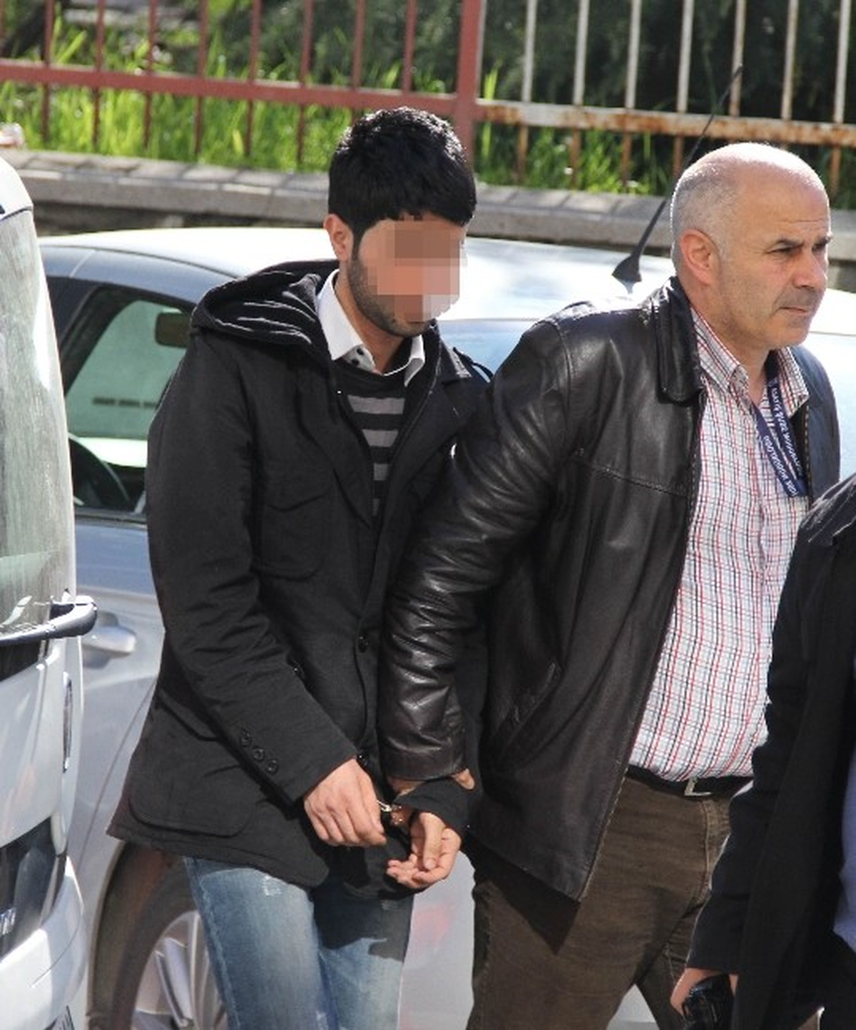Telefonla 40 Bin Lira Dolandıran 3 Kişi Yakalandı