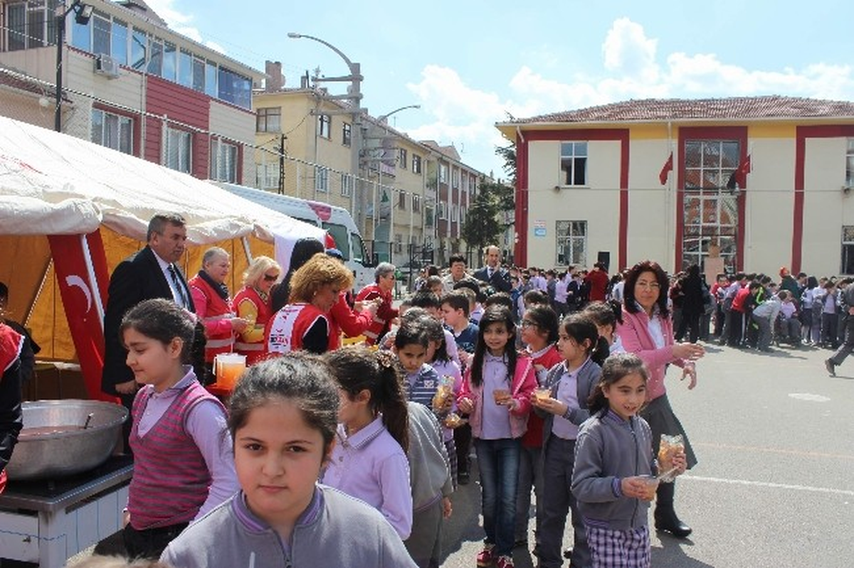 Türk Kızılayı Eskişehir Şubesi\'nden 18 Mart Anma Etkinliği