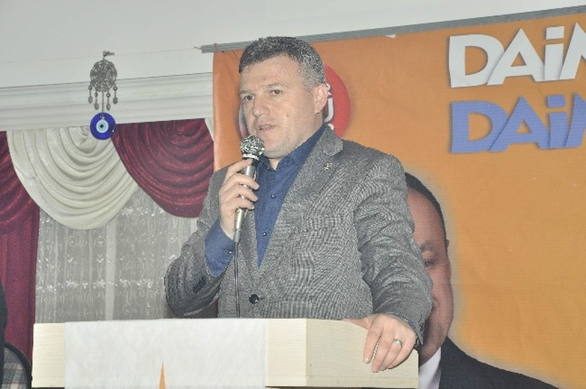 AK Parti Kastamonu İl Başkanı Av. Metin Çelik;