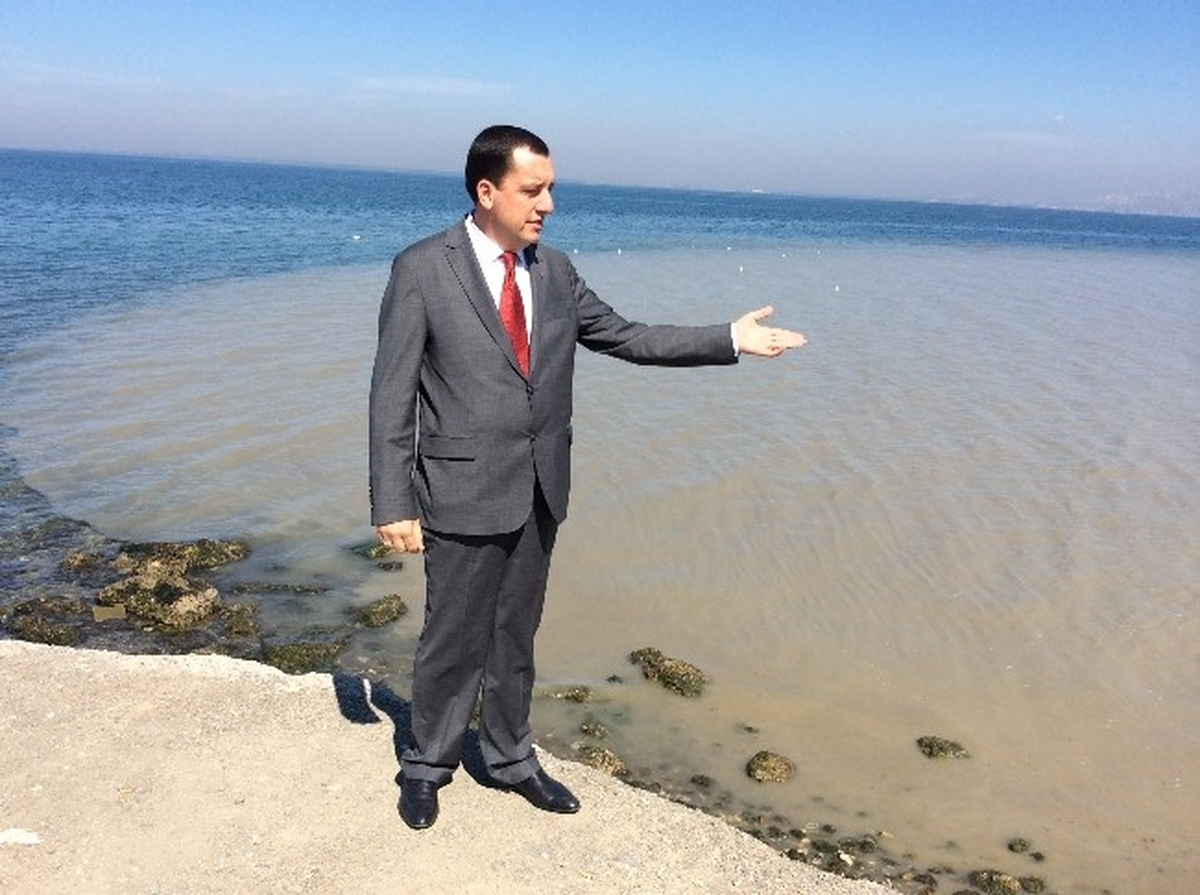 Ak Partili Dereli, Kanayan Yaraya Parmak Bastı