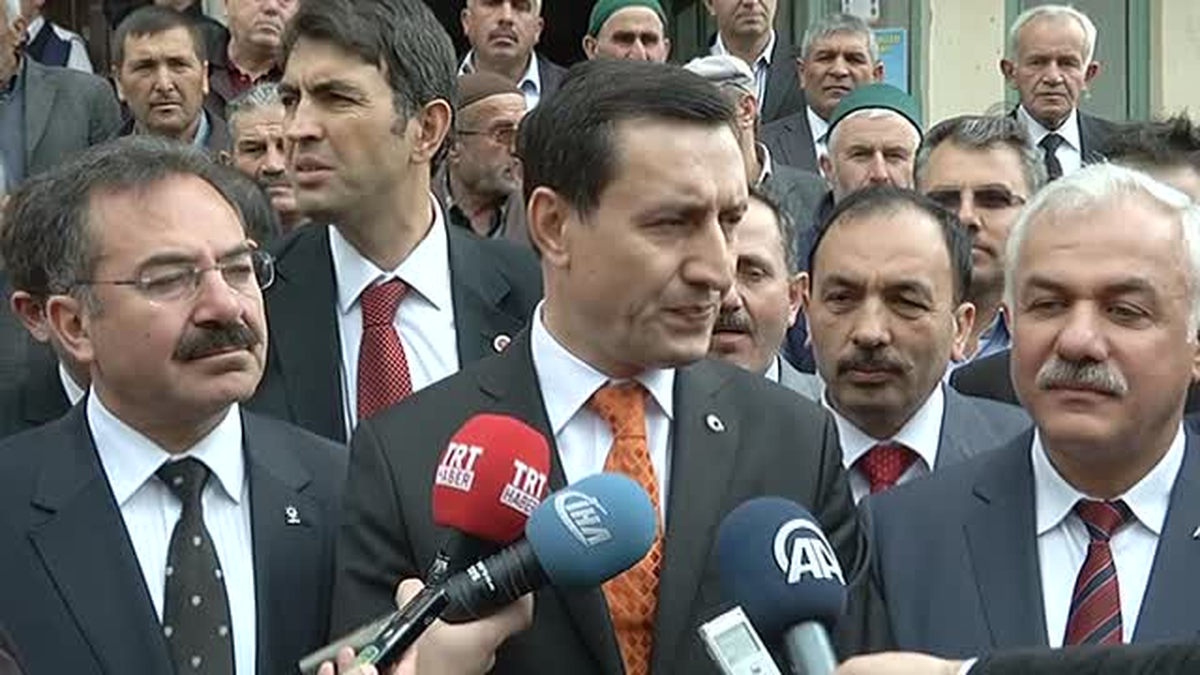 Başbakan Yardımcısı İşler: "Bunlara bir de paralelciler eklendi, ruh dördüzleri oldular" -