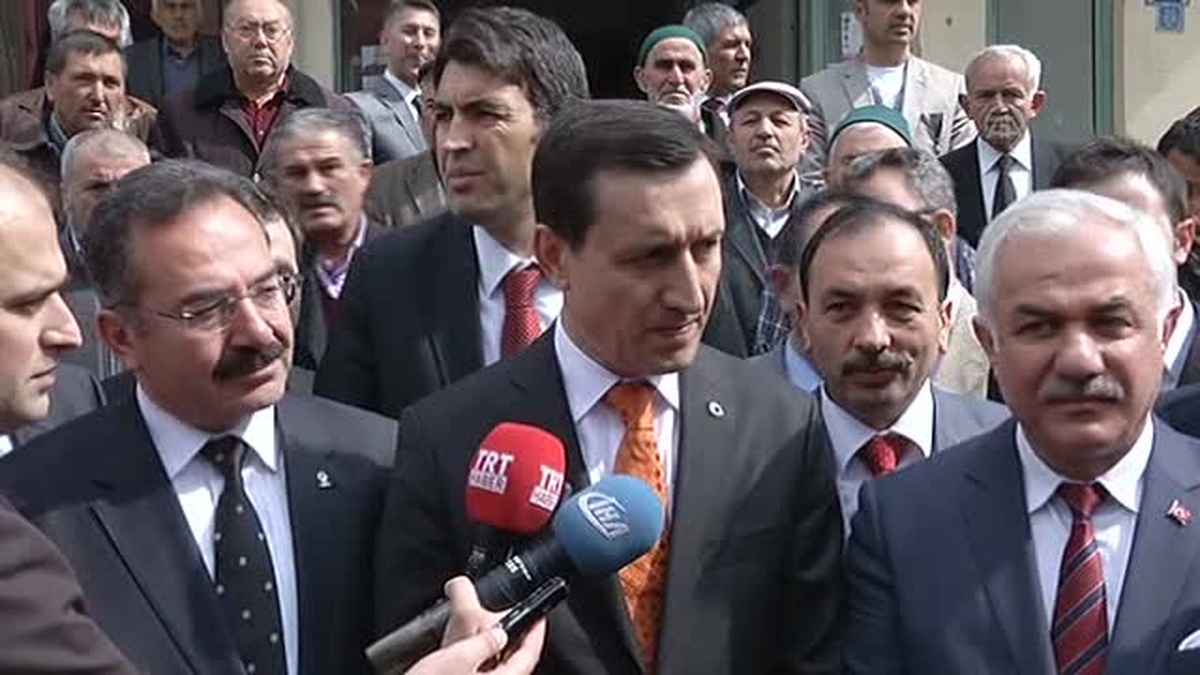 Başbakan Yardımcısı İşler: "Tamamen bir siyasi şov" -