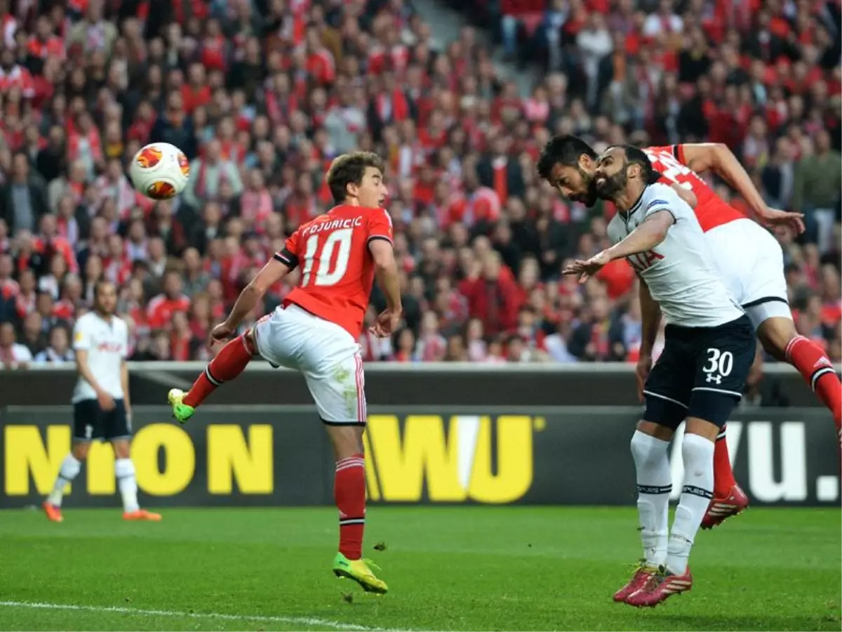 Benfica\'nın Yüreği Ağzına Geldi: 2-2