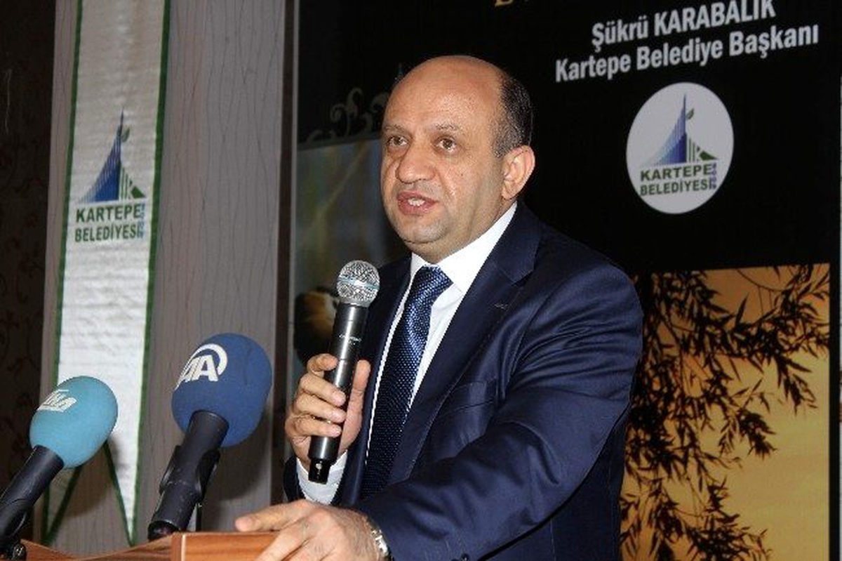 "Şimdi Kasetle Başbakan Olmanın Hesabını Yapıyor"
