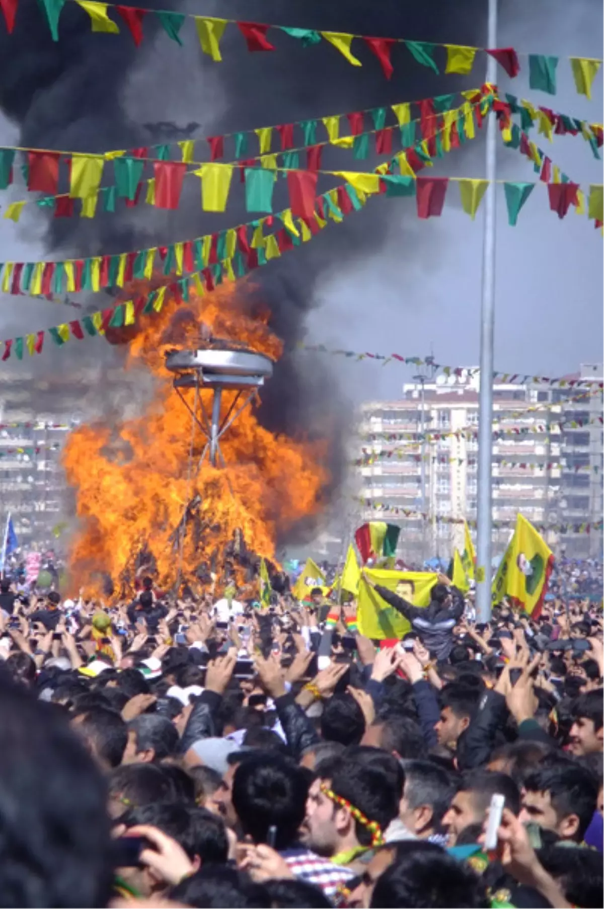 Diyarbakır Newroz\'u