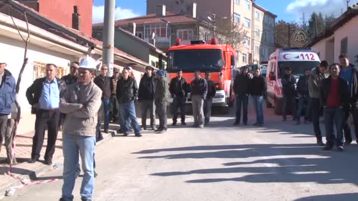 Freni patlayan kamyon eve girdi: 1 ölü -