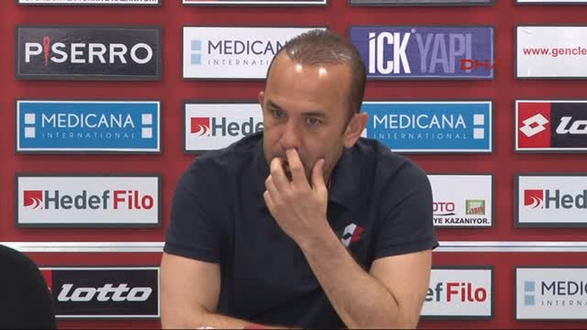 Gençlerbirliği Teknik Direktörü Özdilek "Futbol Yoruldu ve Zarar Görmeye Başladı