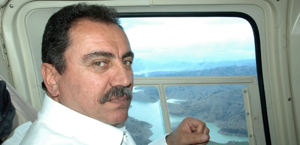 Helikopter kazasında ölen Muhsin Yazıcıoğlu\'nu gökyüzünde andılar -