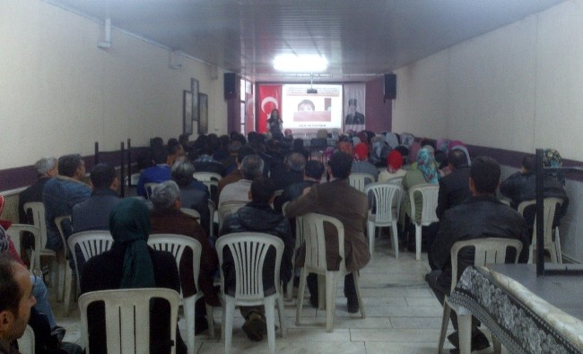 Nazilli\'de 8. Sınıf Öğrencilerine Sınav Kaygısı Semineri Verildi