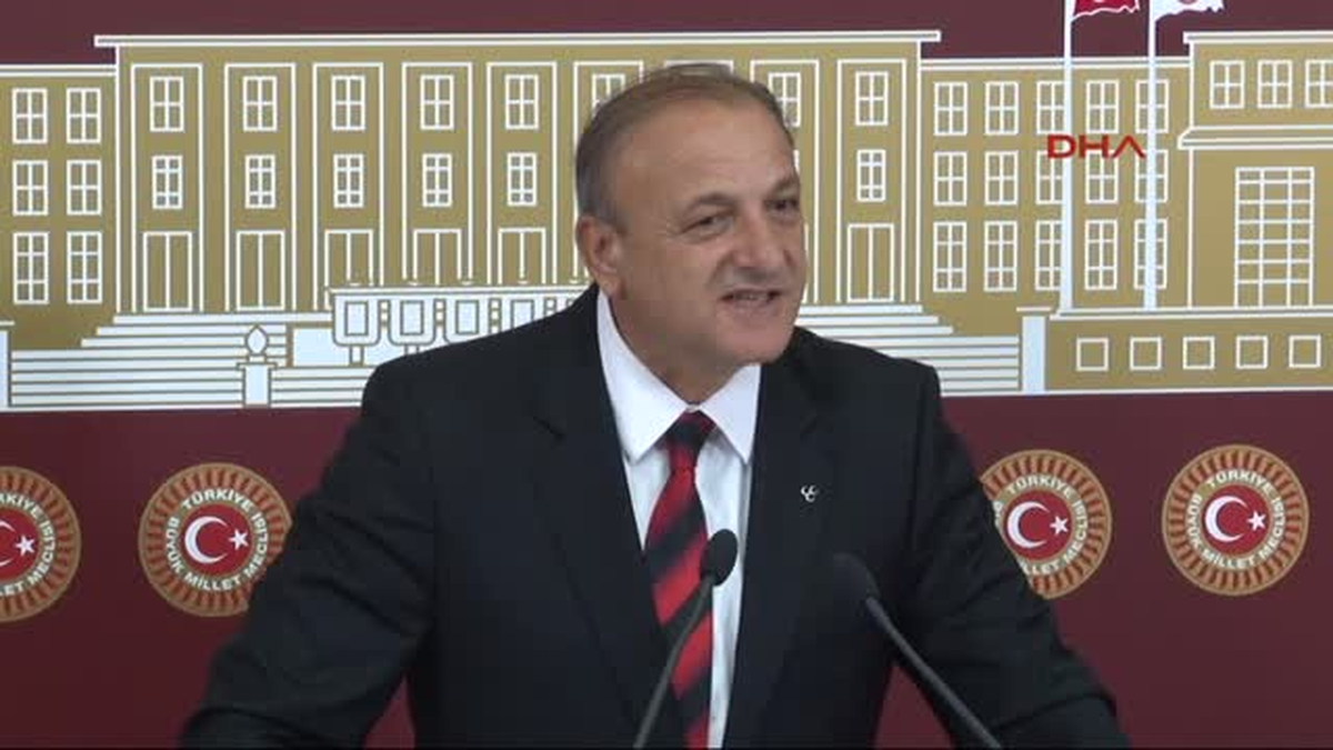 Oktay Vural, TBMM Başkanı Cemil Çiçek\'e Tepki Gösterdi