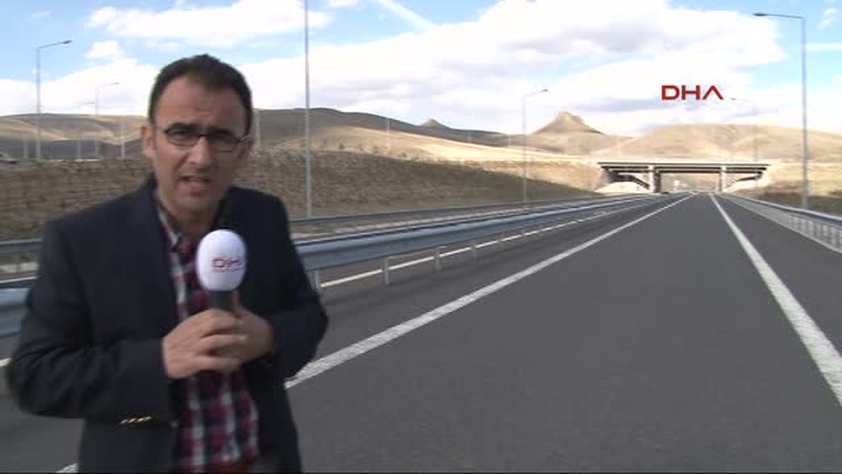 Otoyolda Silahlı Çatışma; 2 Şehit, 1 Ölü, 5 Yaralı