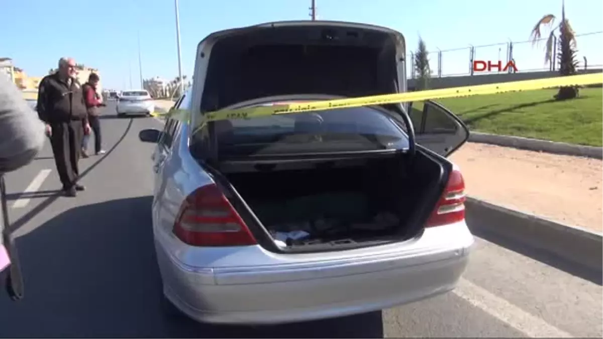 Şanlıurfa\'da Otomobile Ateş Açıldı 3 Yaralı