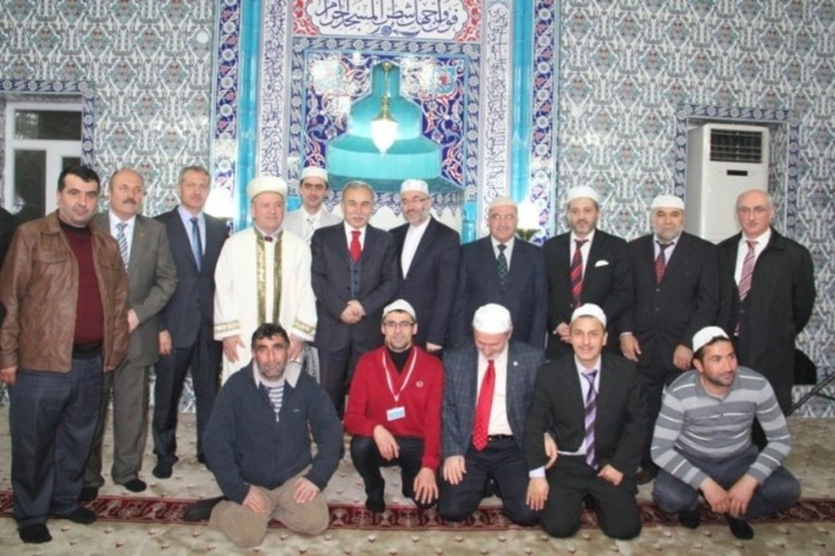 Şehitlere Mevlüt Okutuldu