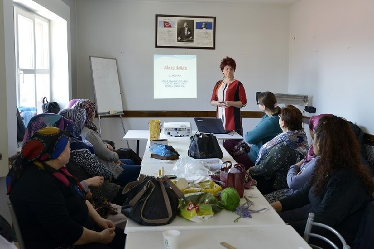 Tepebaşı Belediyesi\'nden Aile İçi İletişim Eğitimi