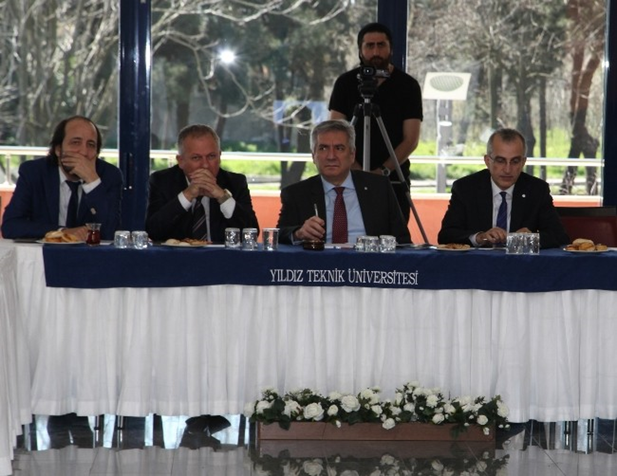 Üniversite-Sanayi İşbirliği Çözüm Üretme Sürecinde