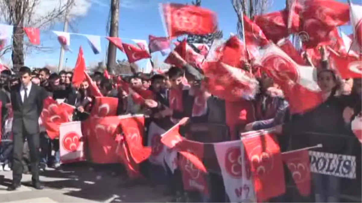 Bahçeli, nevruz ateşini yaktı -