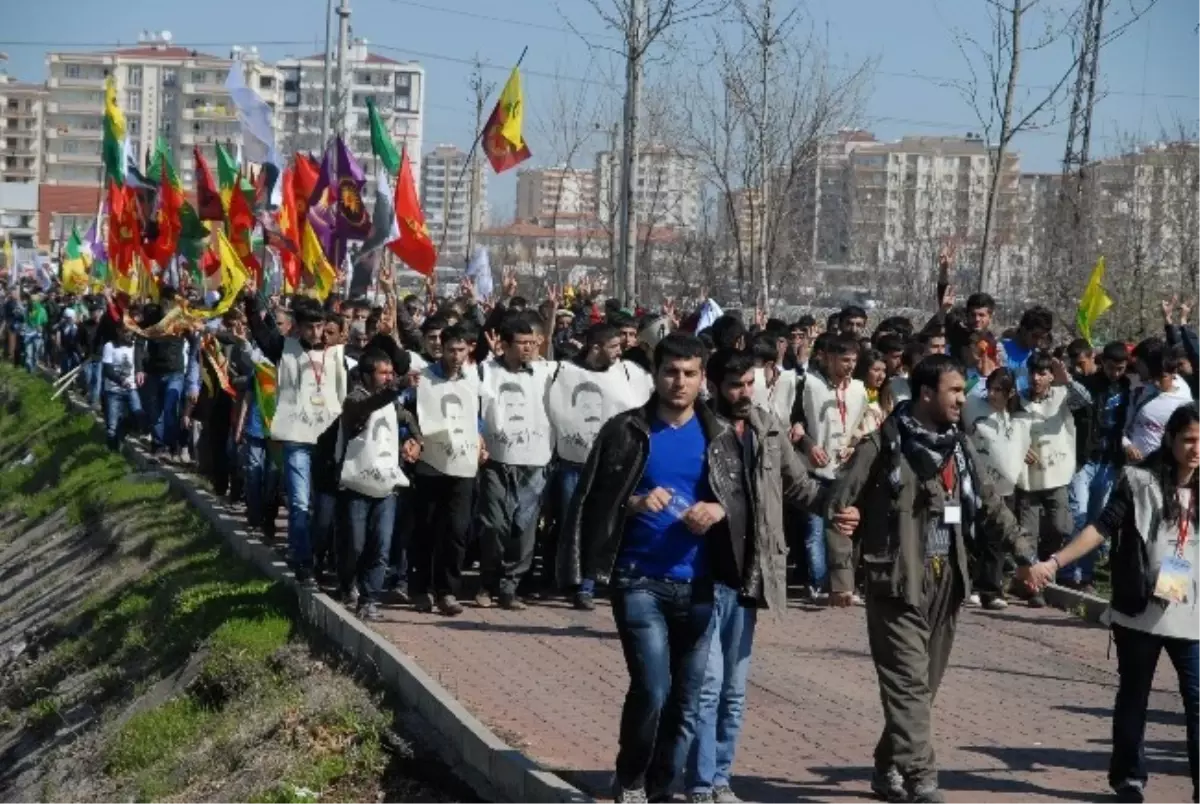 Diyarbakır\'da Nevruz Kutlamaları Başladı