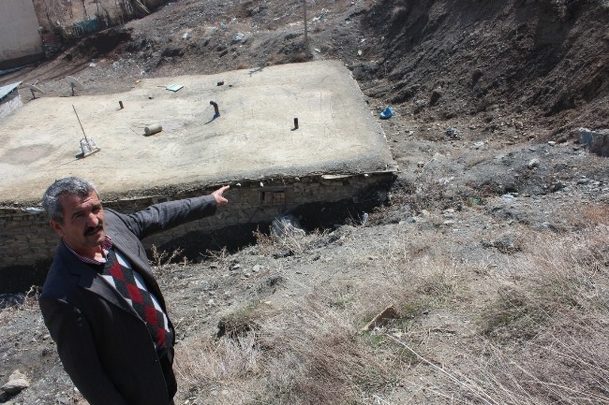 Hakkari\'de Heyelan Korkusu
