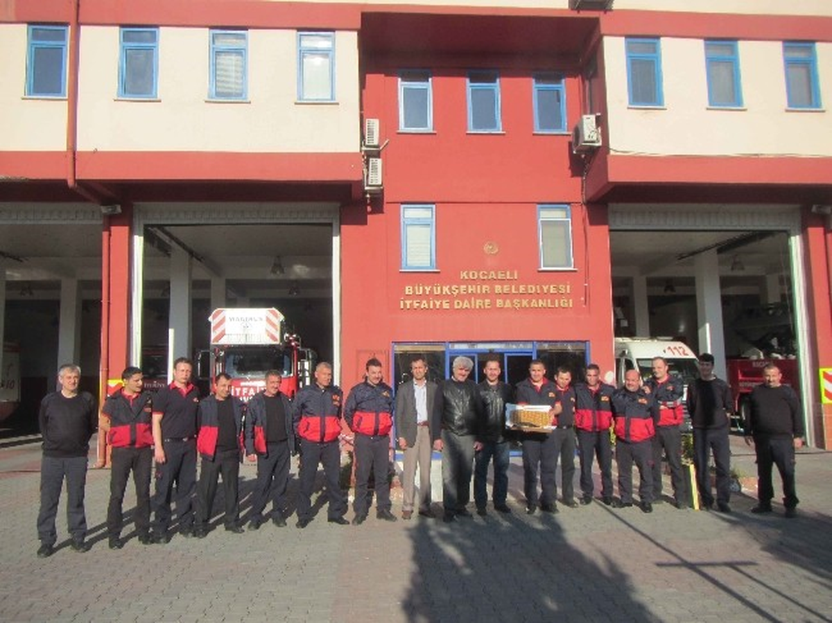 İtfaiyeye Baklavalı Teşekkür