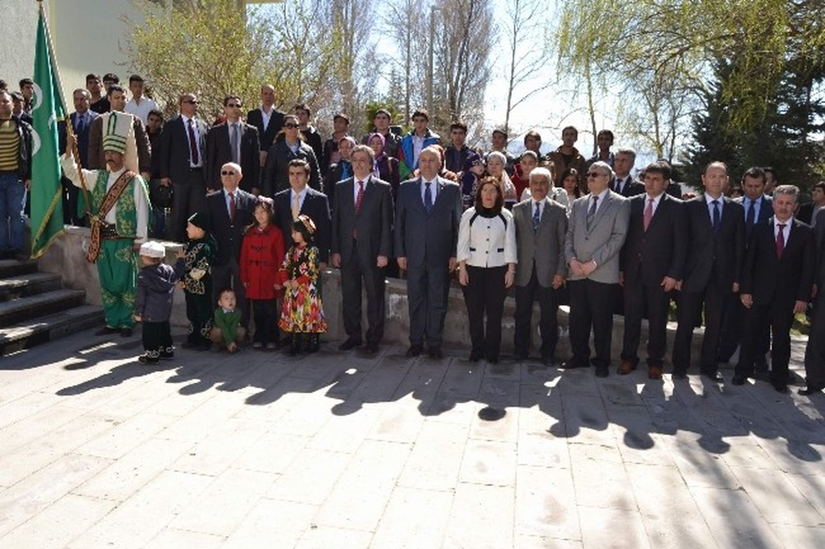Kayseri\'de Nevruz Bayramı Etkinlikleri Coşkuyla Kutlandı