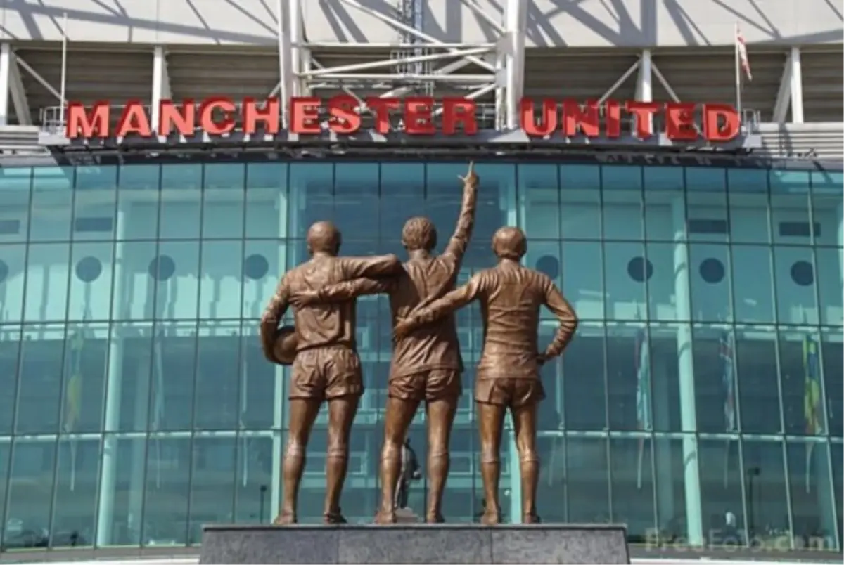 Manchester United\'ın \'Old Trafford Müzesi\' İstinyePark\'ta!