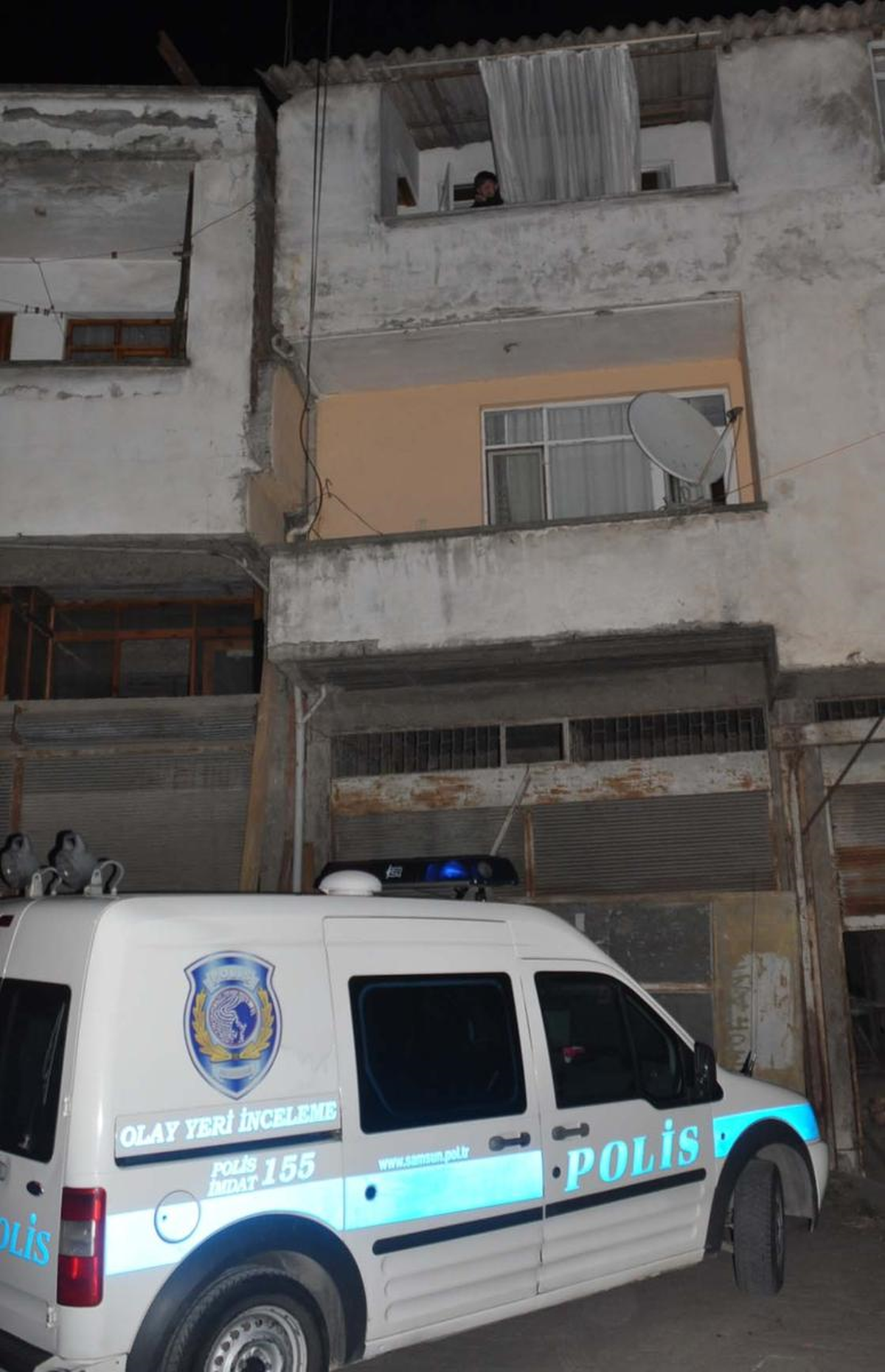 Sallandığı İp Boynuna Dolanan Kız Çocuğu Öldü