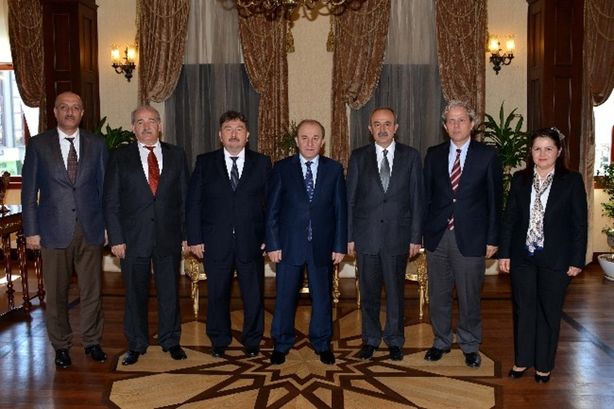 Vali Öztürk\'e Orman Bölge Müdürlüğünden Ziyaret