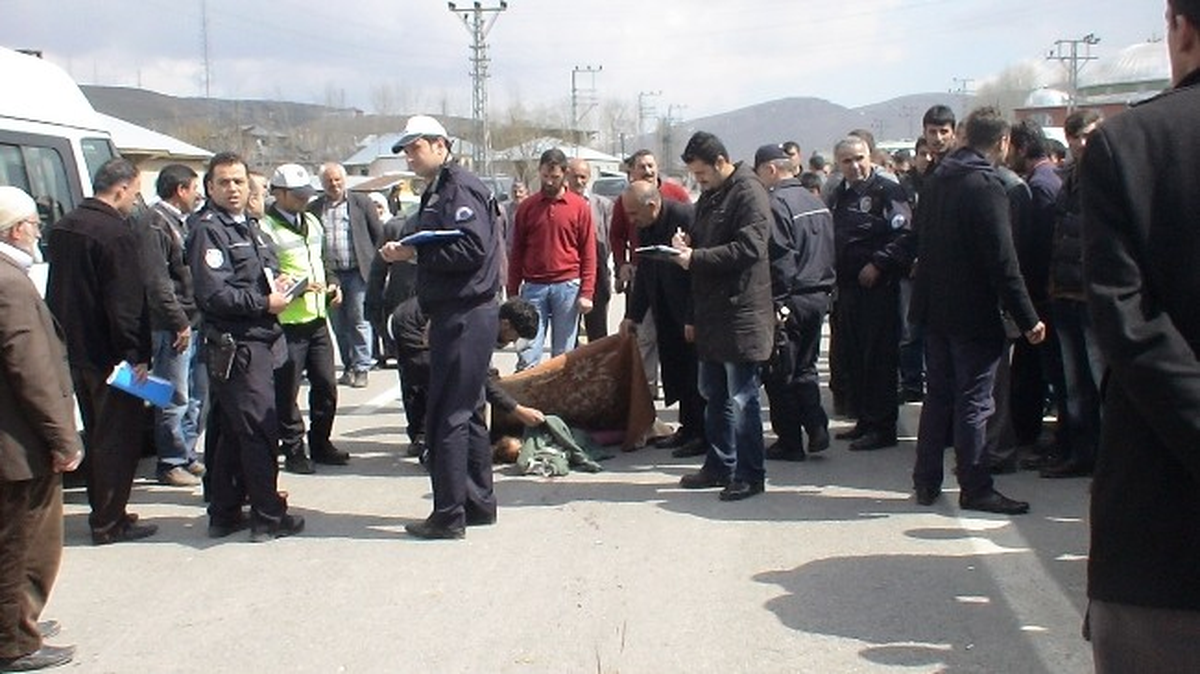 Van\'da Trafik Kazası: 1 Ölü