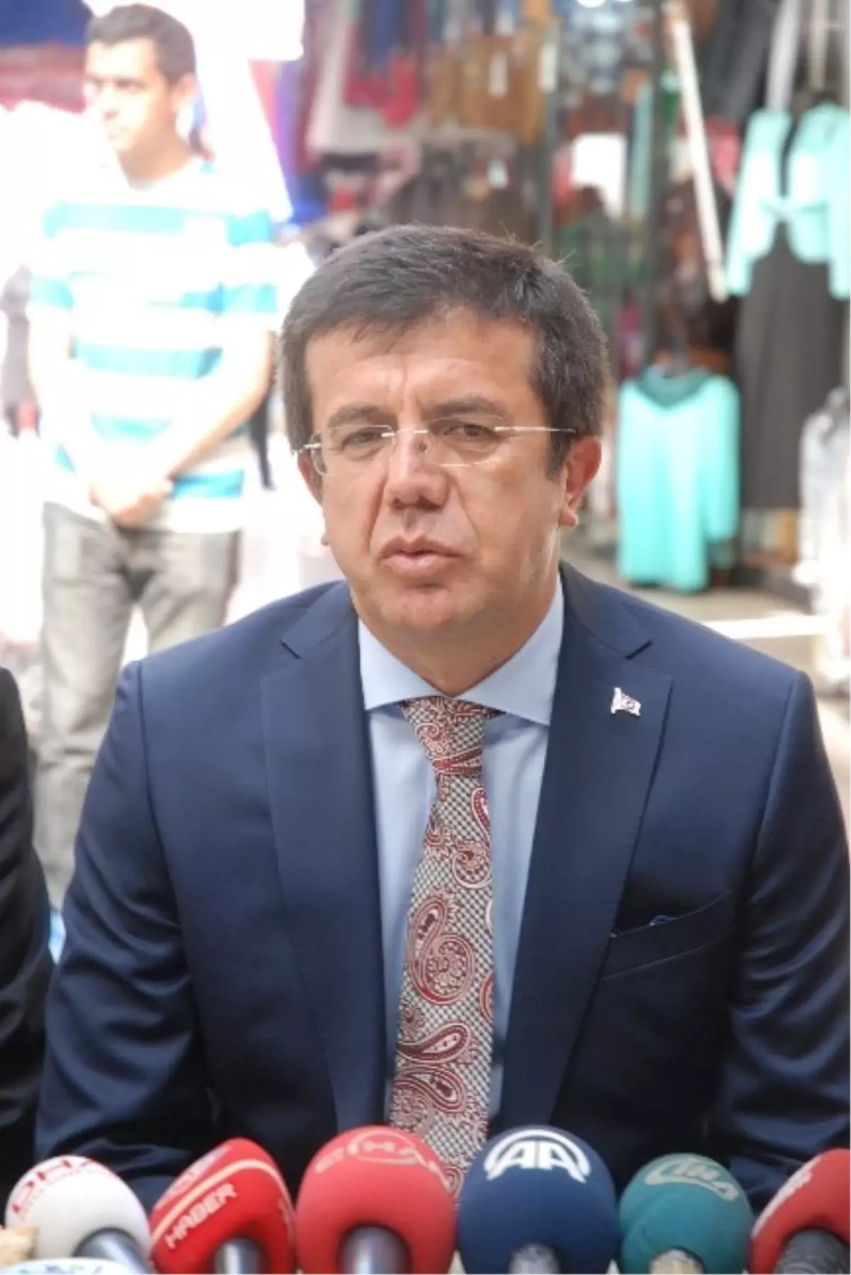 Zeybekci: Twitter\'ı En Yoğun Kullanan İnsanlarız