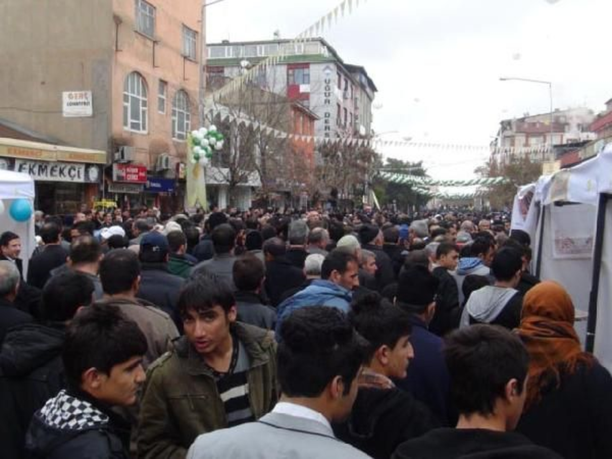 Bakan Yılmaz, Bingöllüler ile Bir Araya Geldi