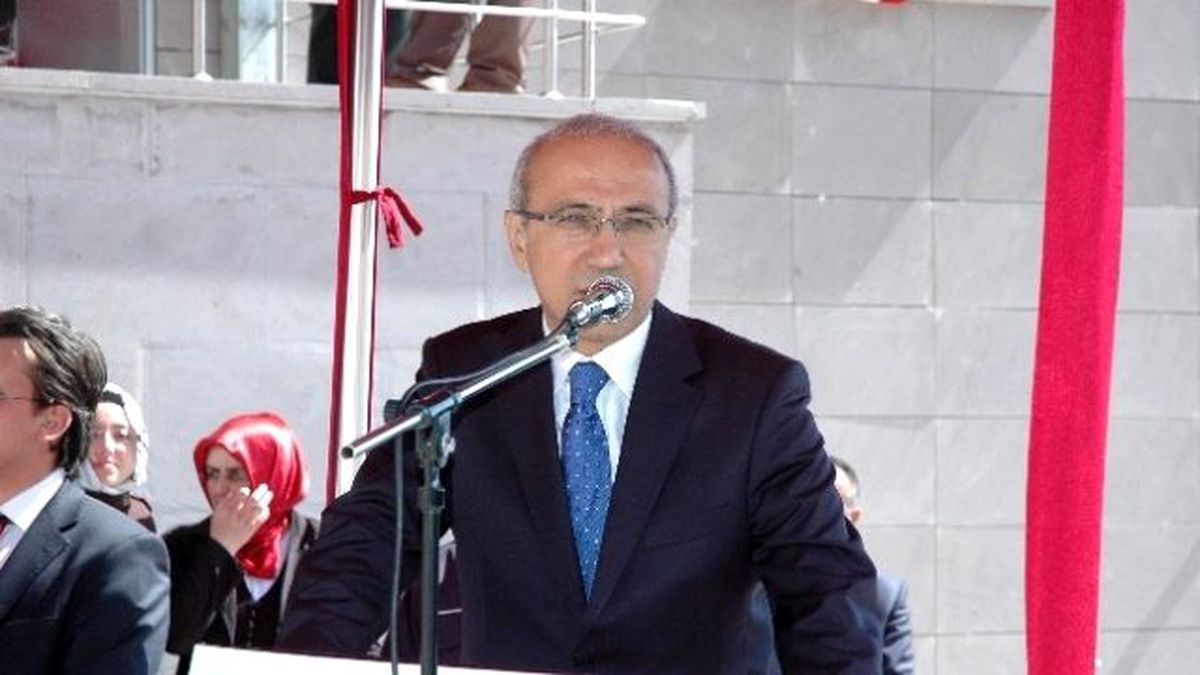 Ulaştırma, Denizcilik ve Haberleşme Bakanı Elvan Konya\'da