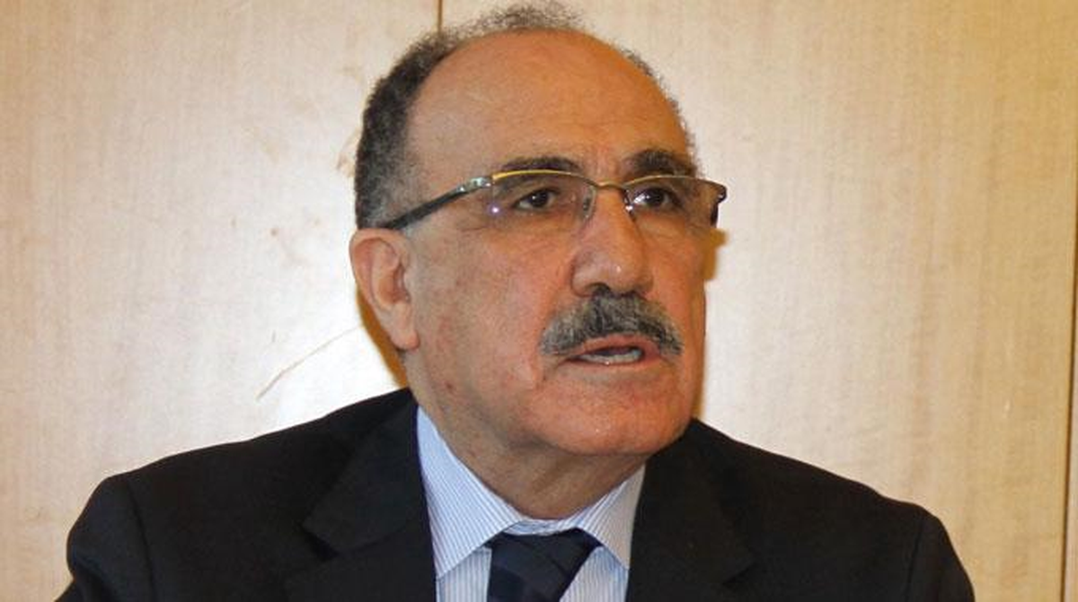 Atalay, Van\'da Kanaat Önderleriyle Yemekte Buluştu