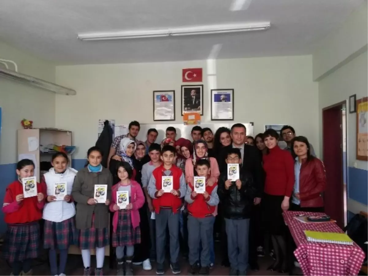 Bozok Üniversitesi Öğrencileri Sorgun Karaveli İlköğretim Okuluna Kütüphane Kurdu