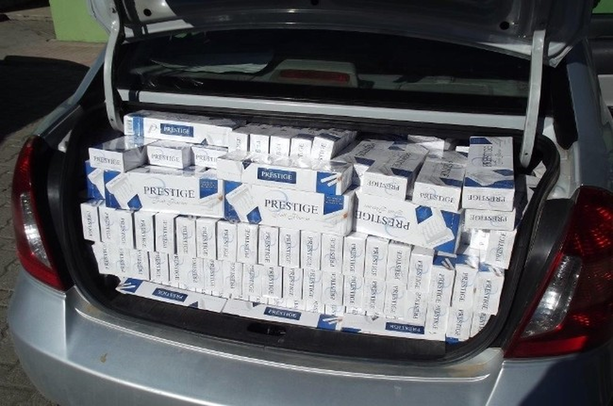 Kağızman\'da 12 Bin Paket Kaçak Sigara Ele Geçirildi