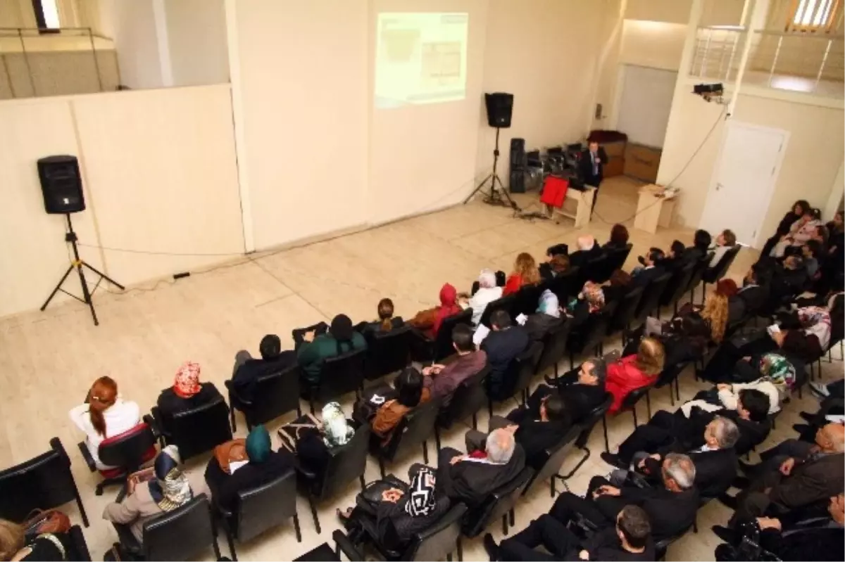 Kocaeli Büyükşehir Belediyesi\'nin Geri Kazanım Seminerleri Devam Ediyor