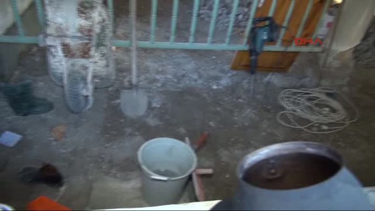 5 Asırlık Cami de Talan İddiası