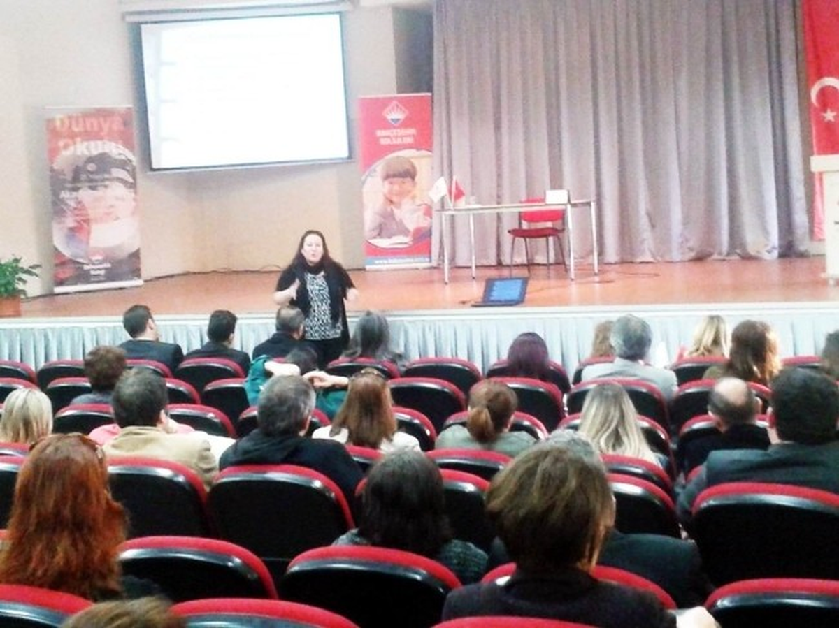 Bahçeşehir Koleji\'nden Öğretmen Semineri