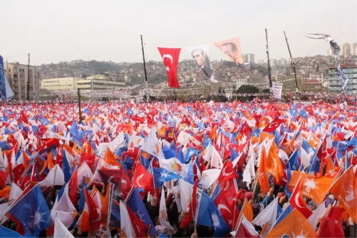 Başbakan Erdoğan: "Dershanelerden Okullarından Çocuklarınızı Alın"