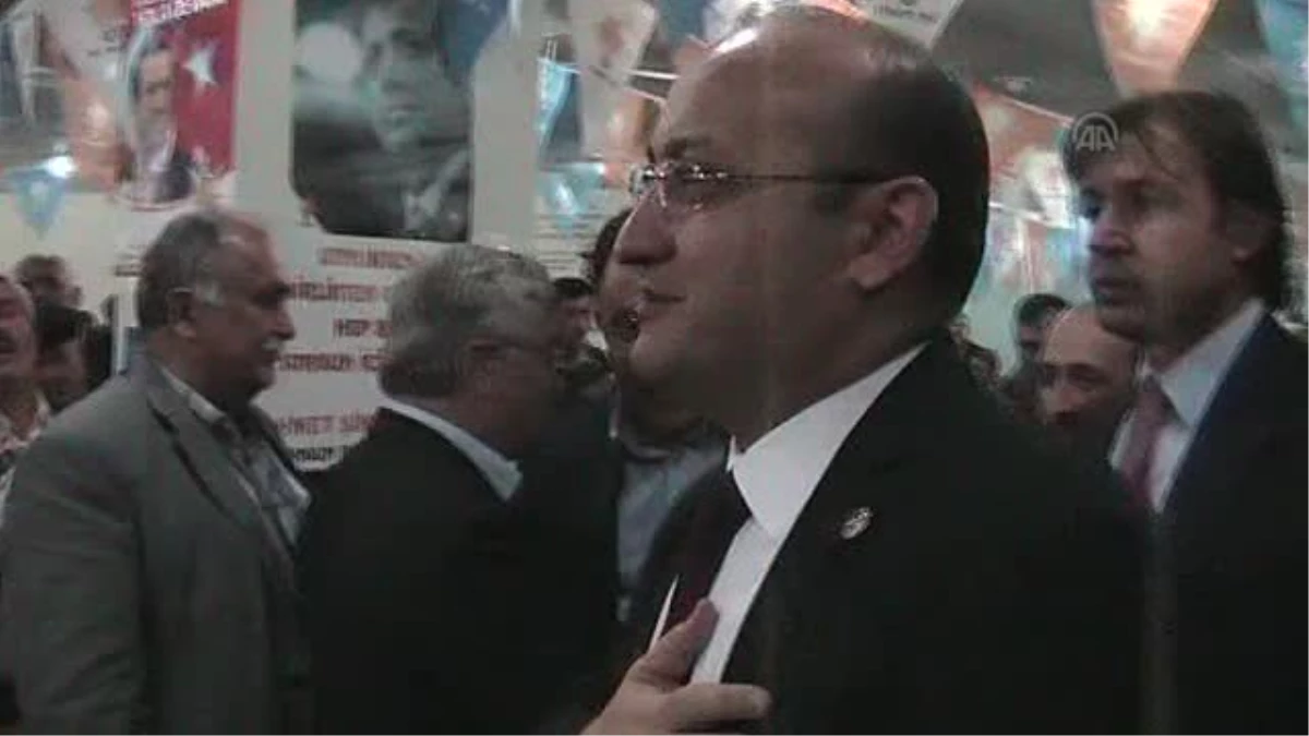 Başbakan Erdoğan\'ın Başdanışmanı Akdoğan -