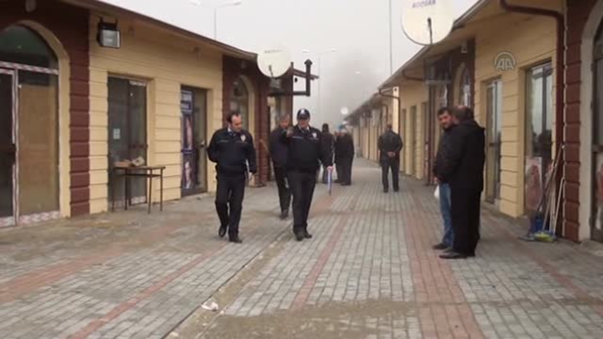 Bir gecede 5 iş yerinden hırsızlık yaptılar -