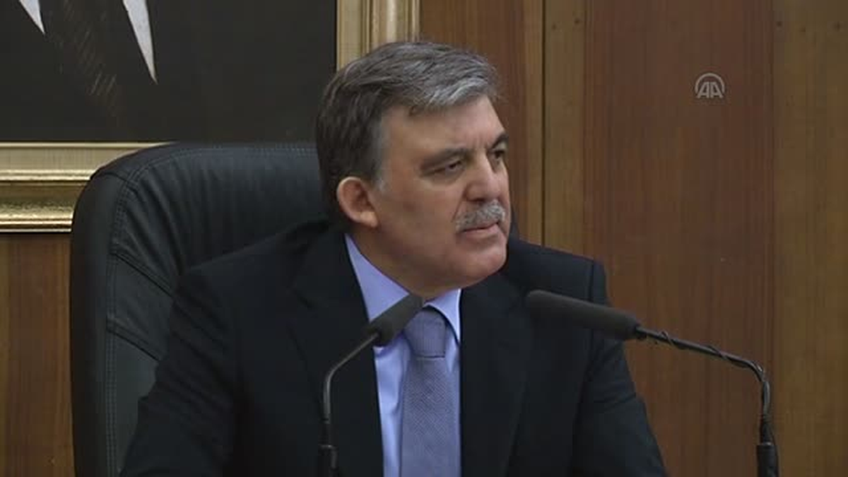 Cumhurbaşkanı Gül: "Bu tip yasaklar en kısa süre içinde kalkacaktır" -