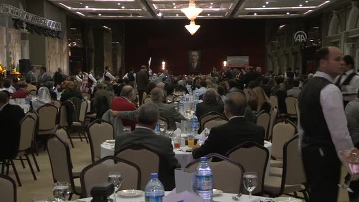"Erzurum\'un Kurtuluşu Şenlikleri" - İdris Güllüce -