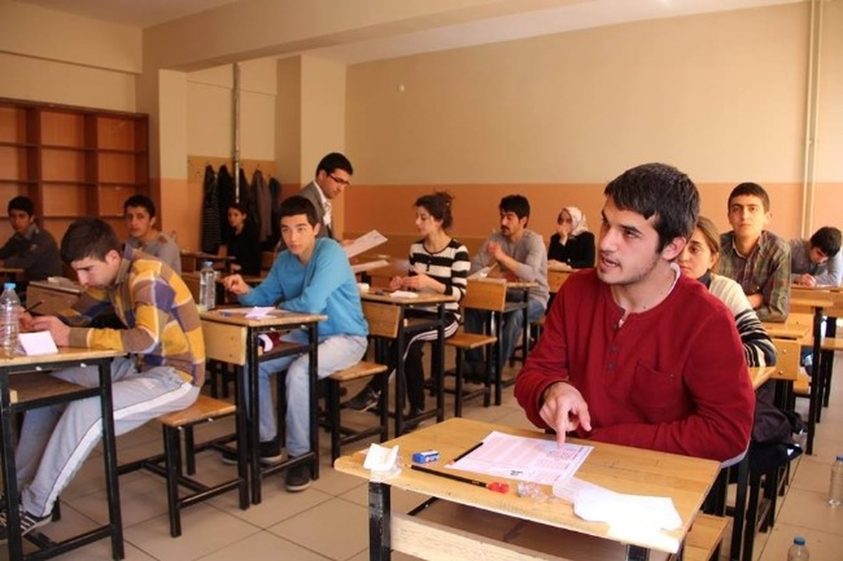 Oltu\'da Ygs Sınavının İlki Yapıldı